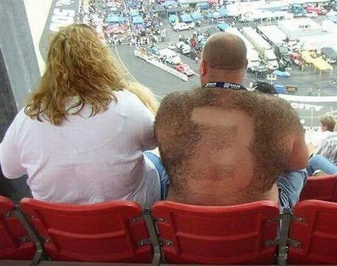 body-hair-artists-have-no-fks-and-lots-of-pubes-to-give-11