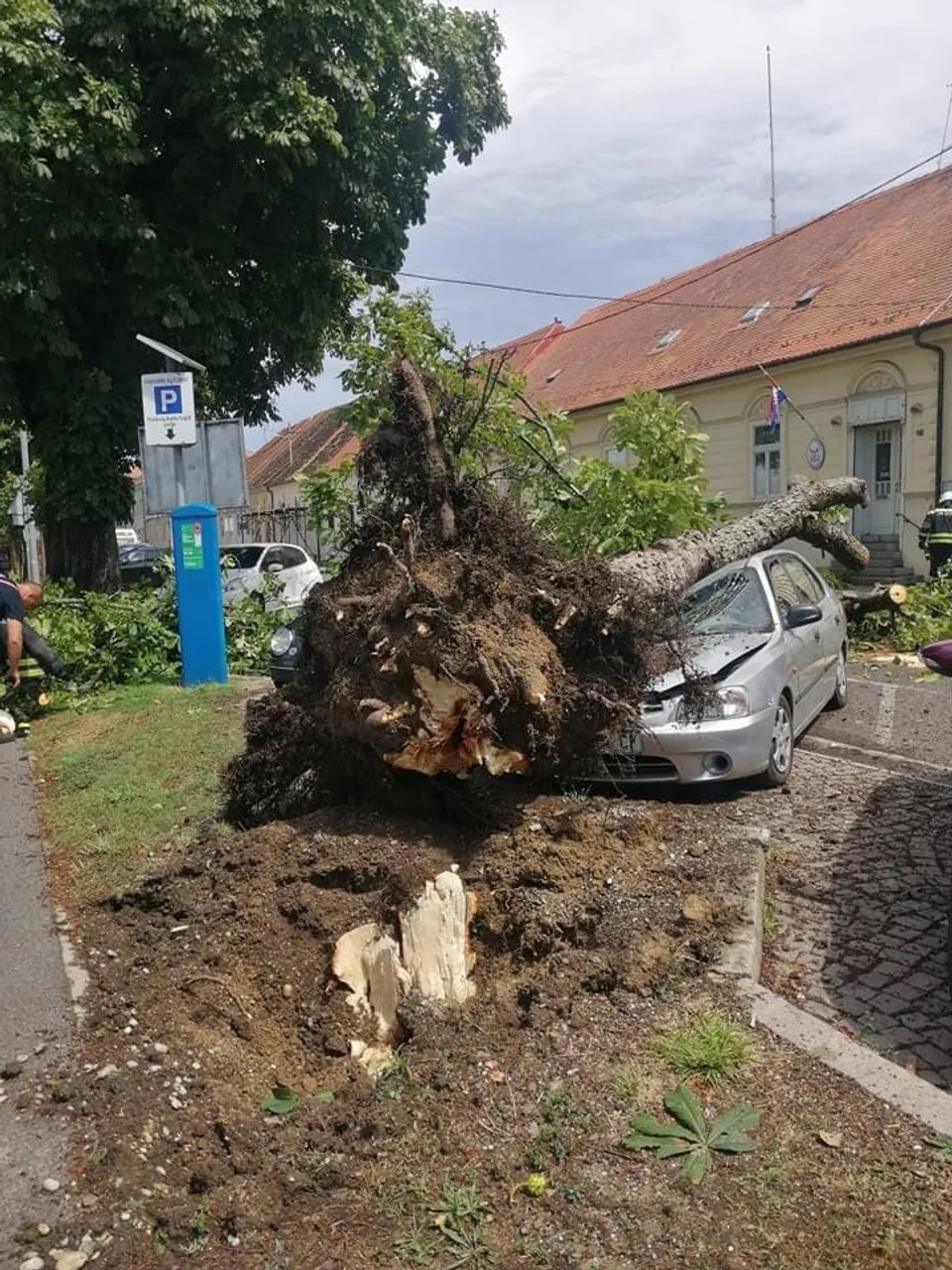 Snažno nevrijeme poharalo Sisak