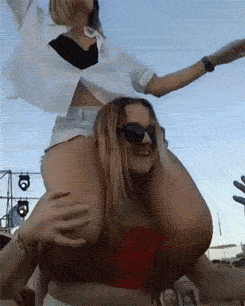 failure-doesnt-care-if-youre-hot-15-gifs-10
