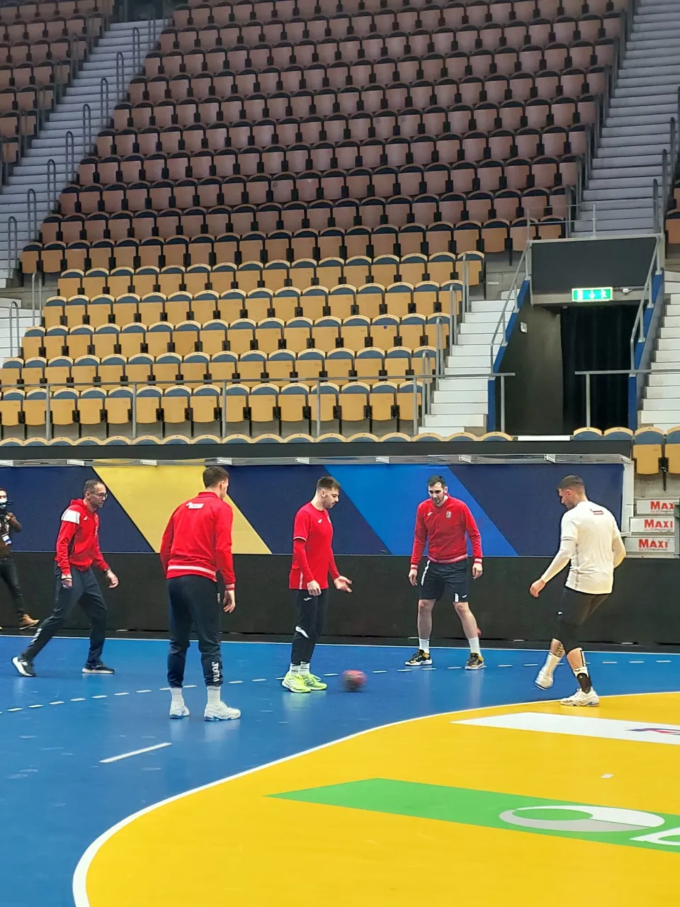 Hrvatska rukometna reprezentacija trening (6).jpeg