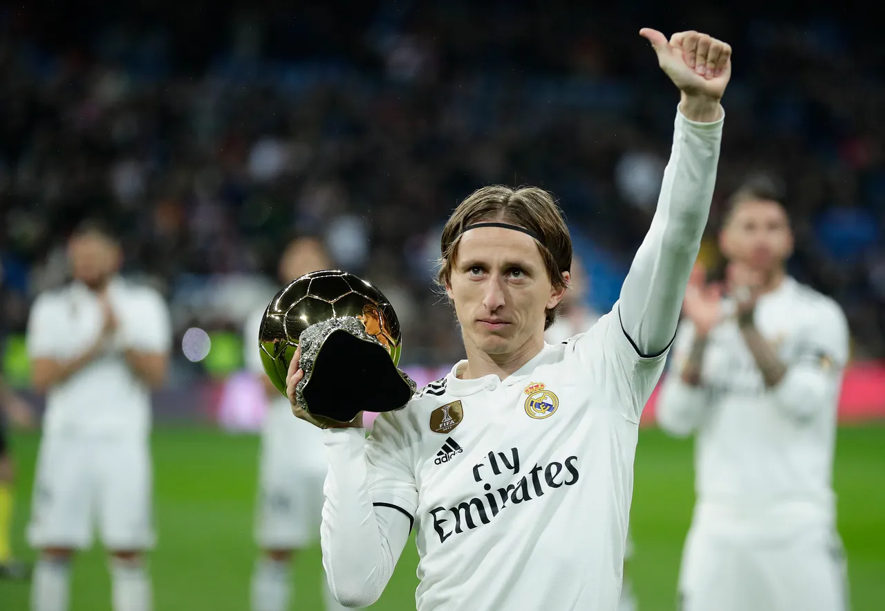 Santiago Bernabeu se naklonio najboljem igraču svijeta: Luka Modrić dobio ovacije u Madridu