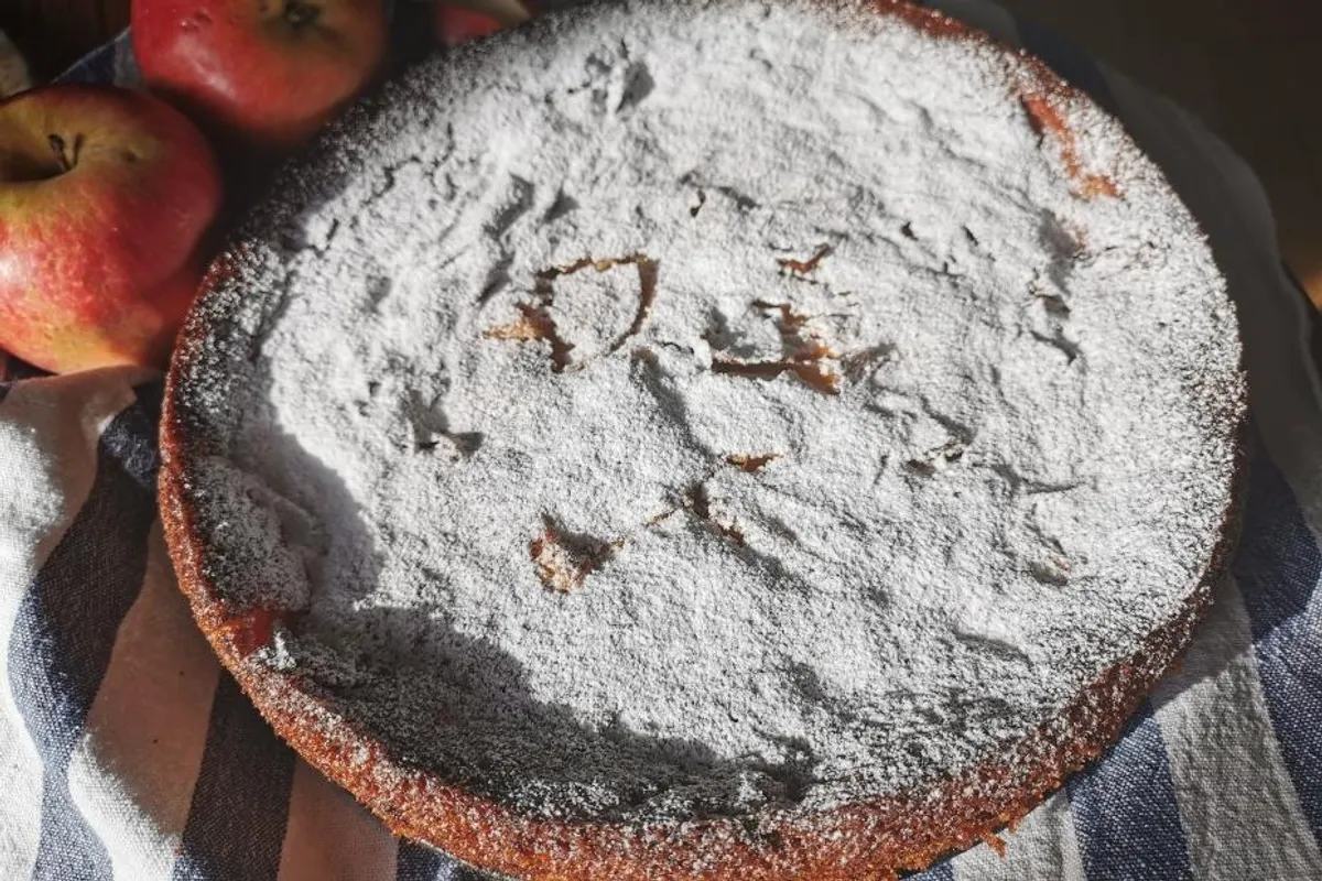 Francuska torta od jabuka: Desert koji ćete peći iznova i iznova