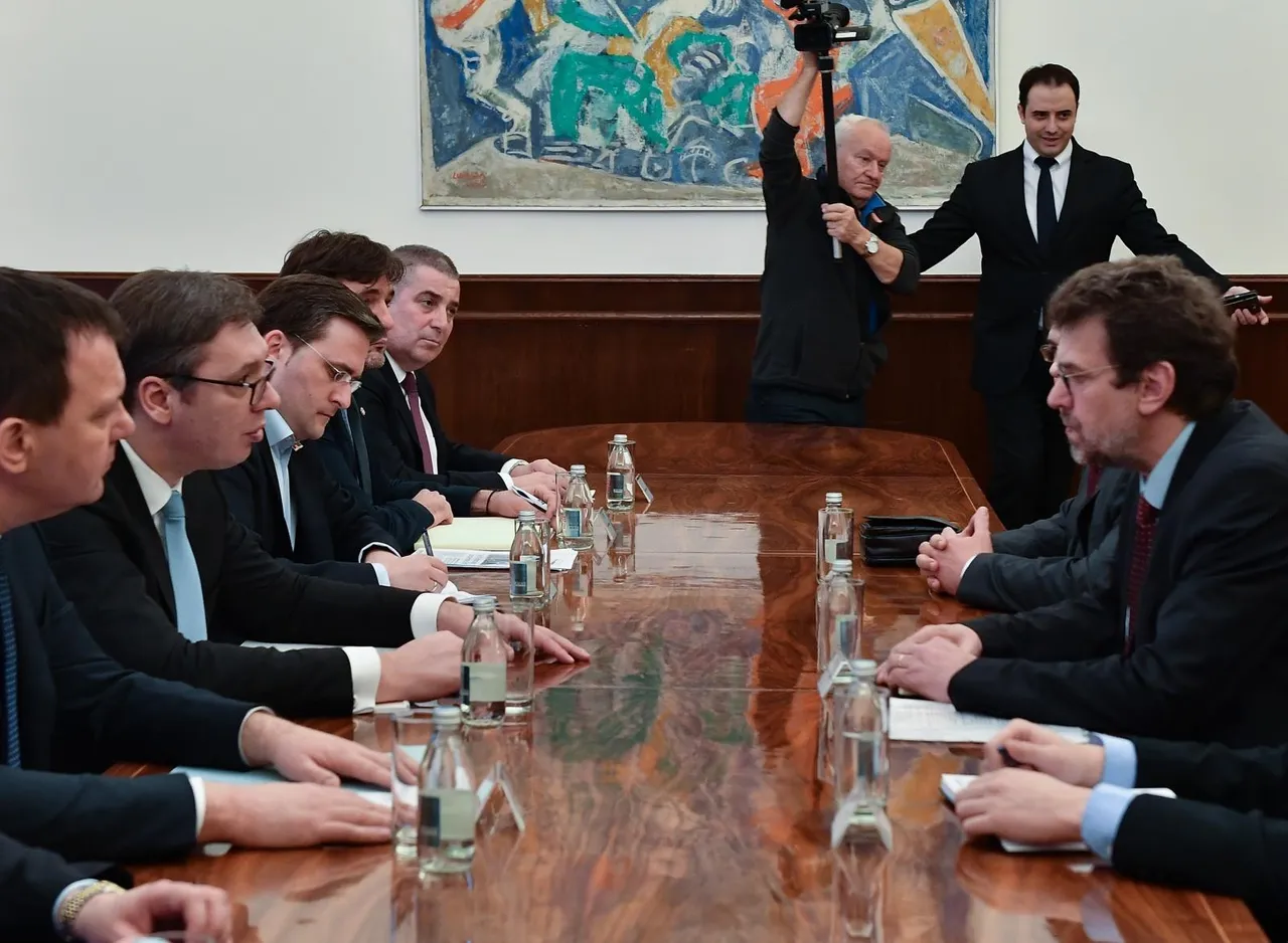 Predsjednik Vučić primio predstavnike hrvatske nacionalne manjine u Srbiji