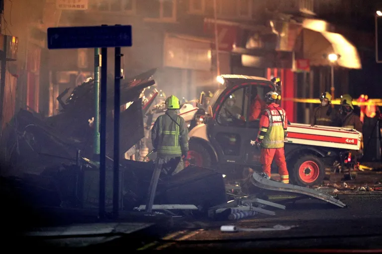 U Leicesteru najmanje pet osoba ozlijeđeno je u snažnoj eksploziji koja je uništila jednu kuću